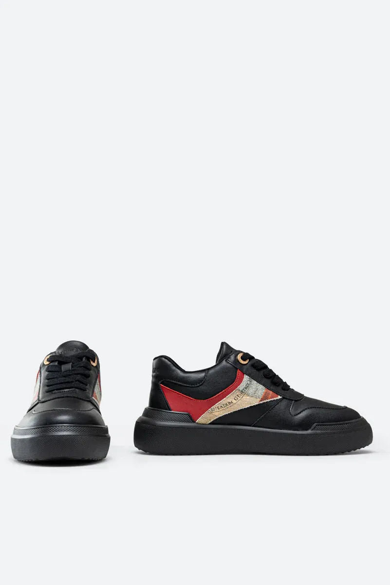 Leon Classic Black Sneaker