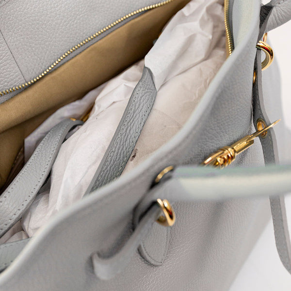 NORA - Shopping con fibbia in pelle latte