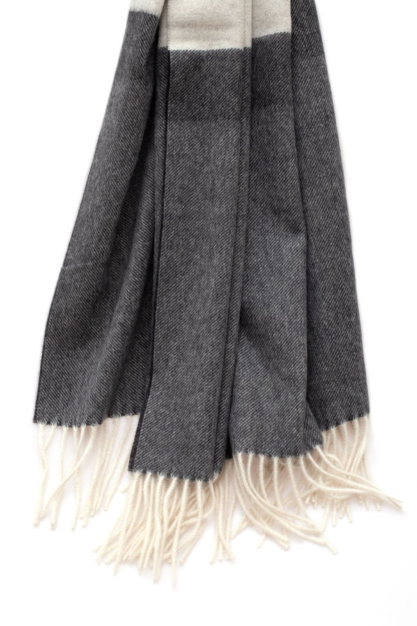 Cashmere fringe scarf