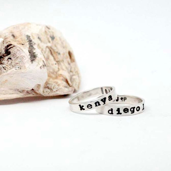 RING WITH A MODULAR MESSAGE