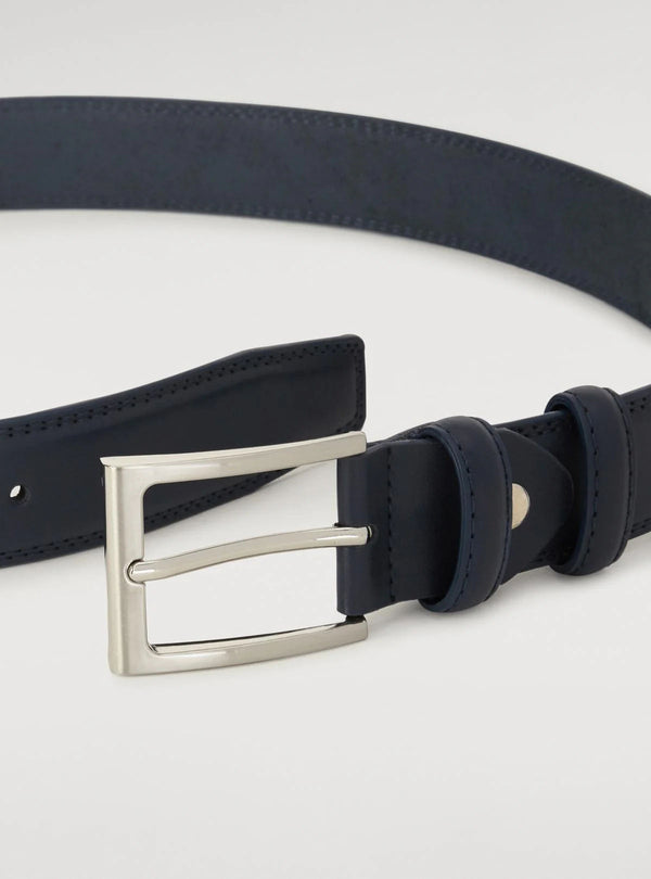 Classic leather belt