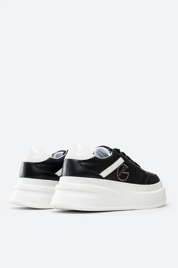 Black Floyd Sneaker