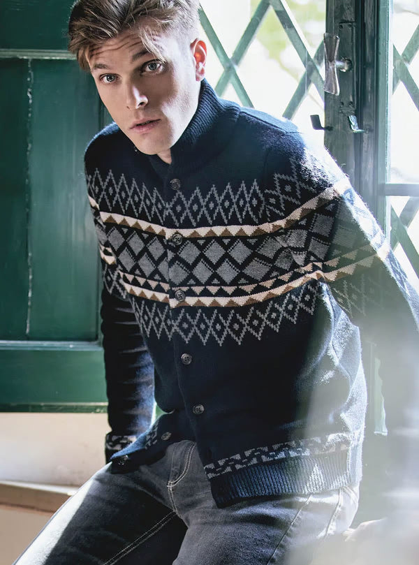 JACQUARD WORKED BUTTONED JACKET