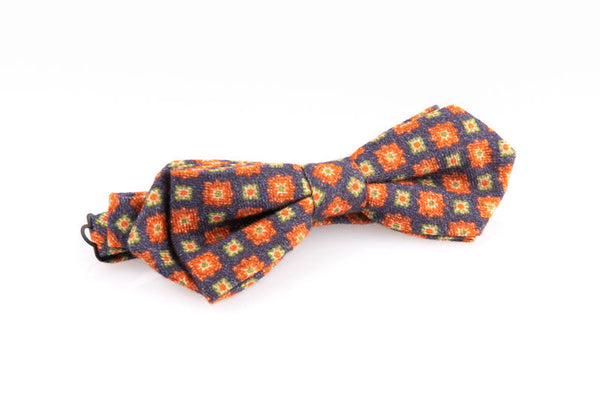 Pure wool colored bow tie