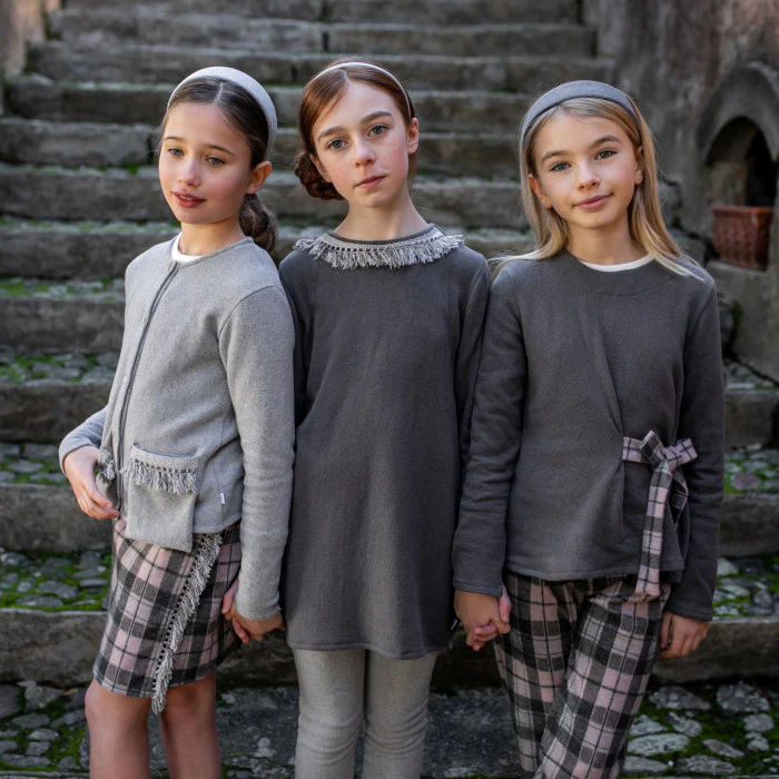 WARM COTTON SWEATER WITH CHECKED BOW