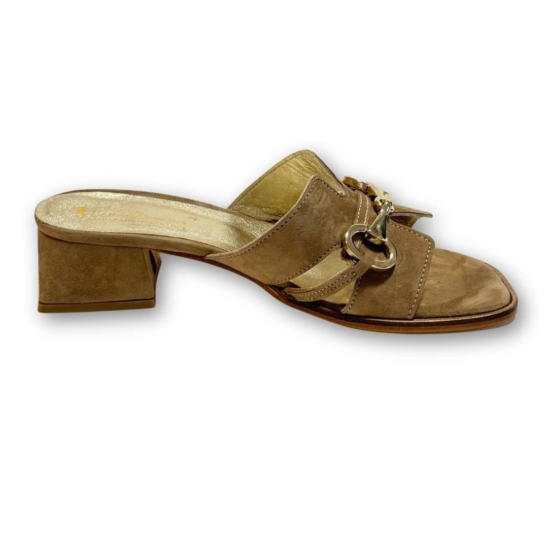 MastroDomenico Women's Handcrafted Sandals - Peridot 