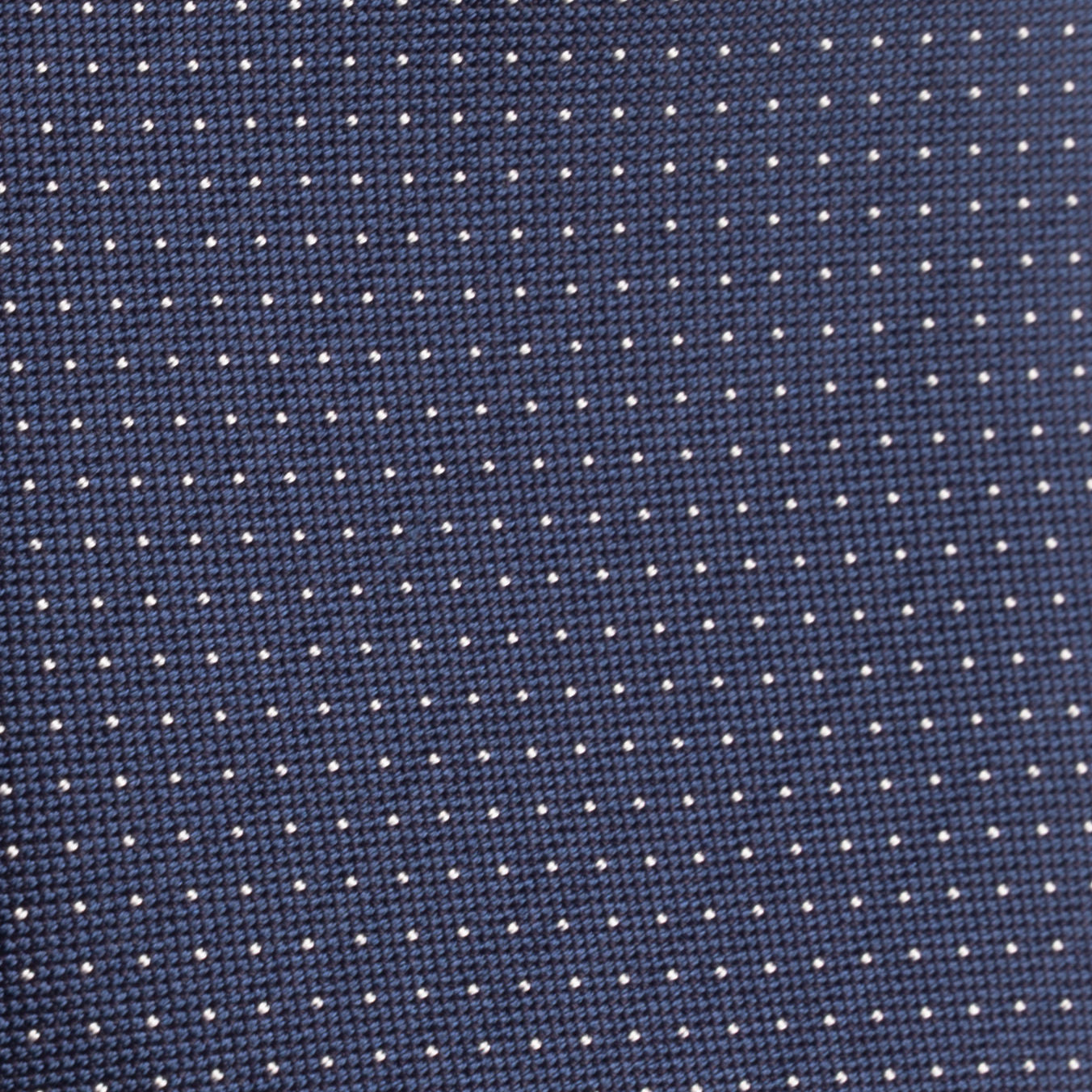 Elegant blue polka dot tie