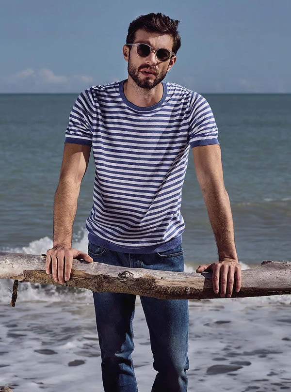 CREW NECK WITH HALF SLEEVES AND EVEN STRIPES
