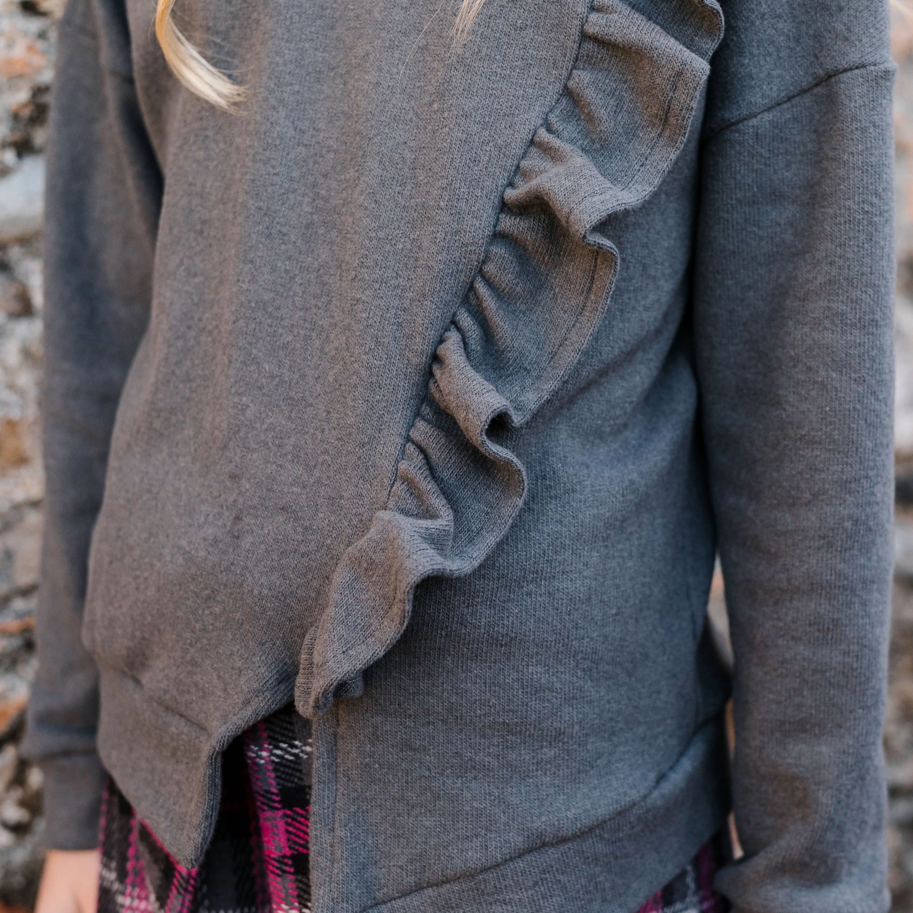 MAGLIA IN CALDO COTONE CON FRAPPE