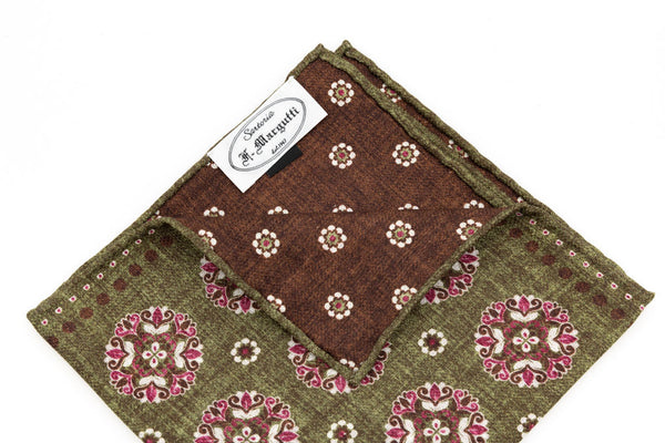 Green clutch bag with geometric pattern pure silk