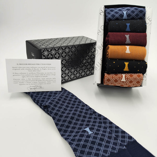 Mixed box of long socks
