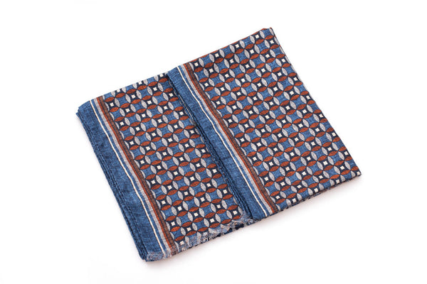 Geometric blue scarf in pure silk 