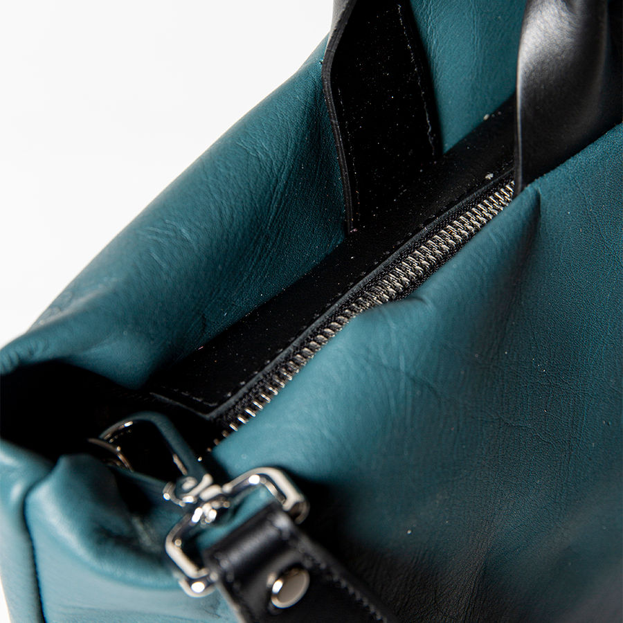 IOLE - petrol nappa leather shopping