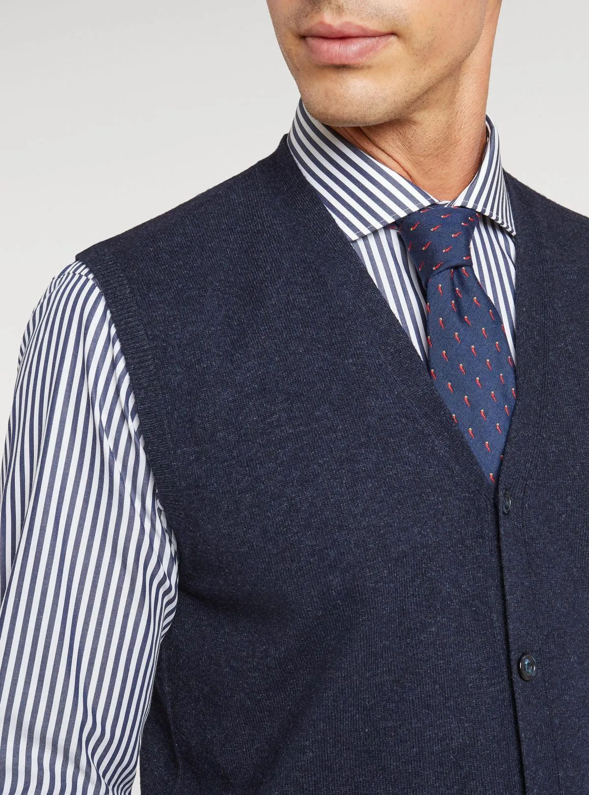 Gilet con bottoni in lana Merino