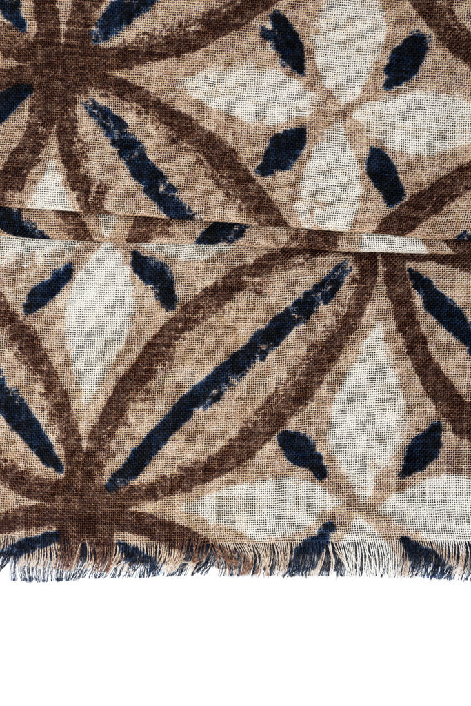 Beige double layer scarf in pure wool pattern