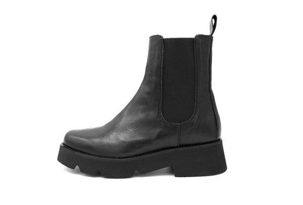 Tania 3.0 Black Beatle Boot