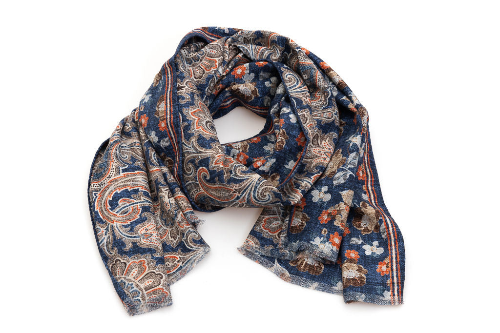 Sciarpa double face blu con fantasia pura seta