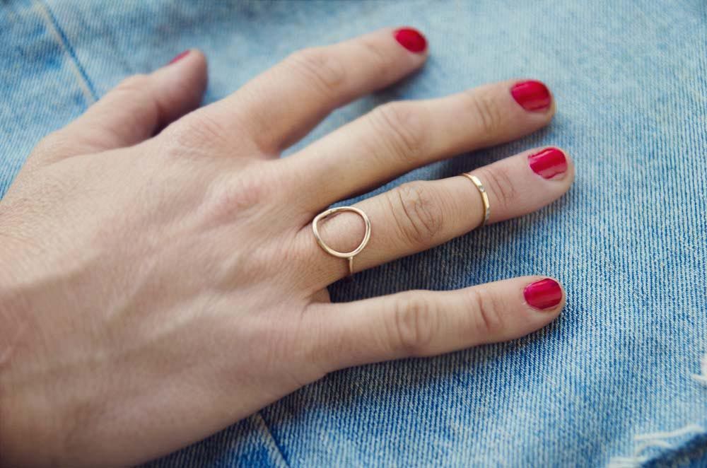 KARMA - ANELLO CON CERCHIO - ORO 18CT