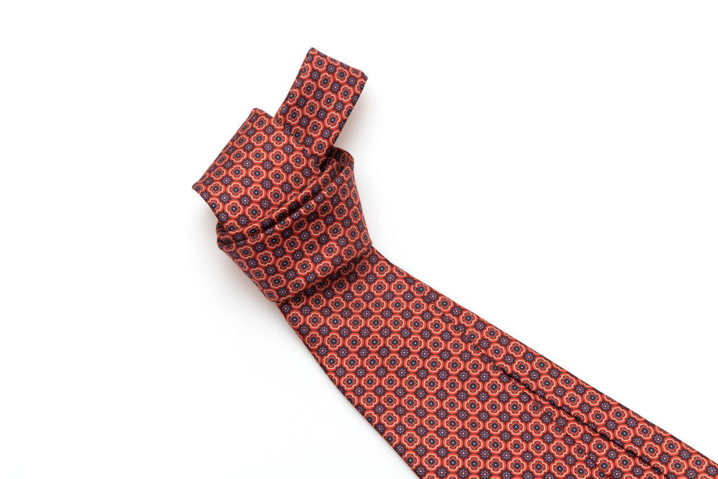 Orange tie with micro pattern in pure silk