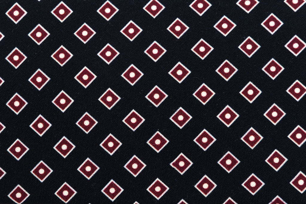 Black tie with burgundy micro pattern pure wool