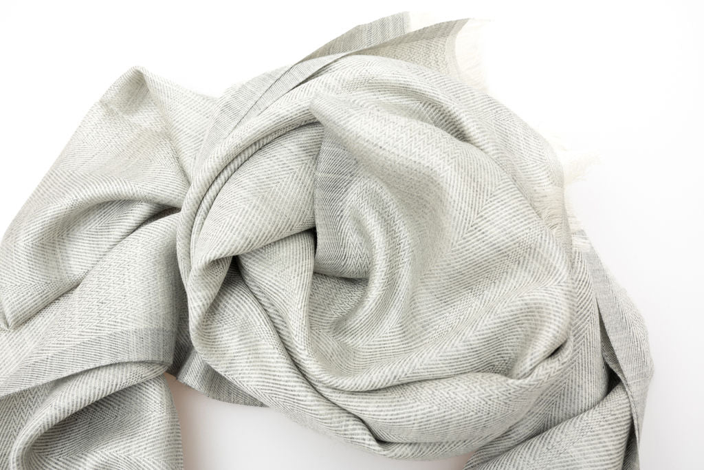Sciarpa grigia cashmere misto seta