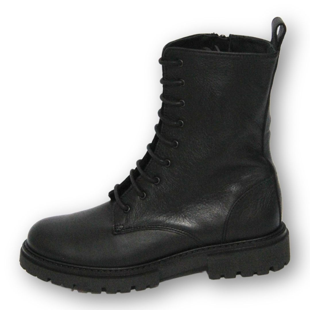 MastroDomenico Women's Handcrafted Ankle Boots – Black 