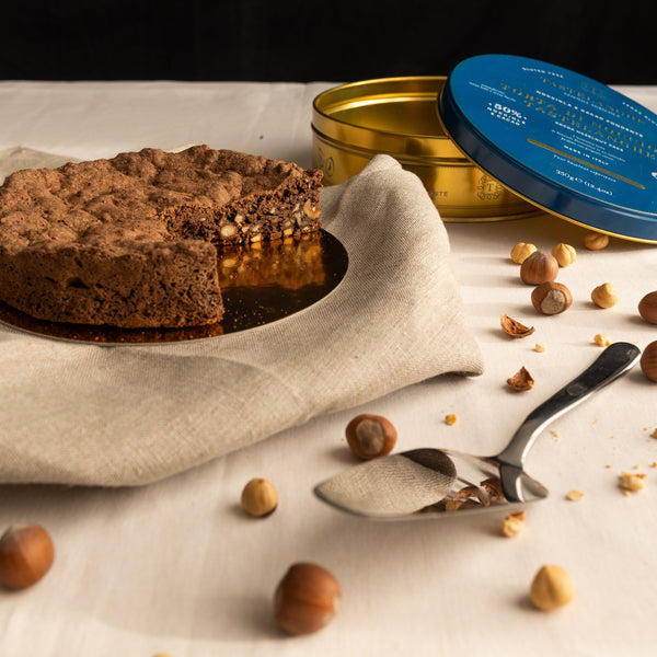Tastëlanghe Hazelnut Cake (Cake Box)