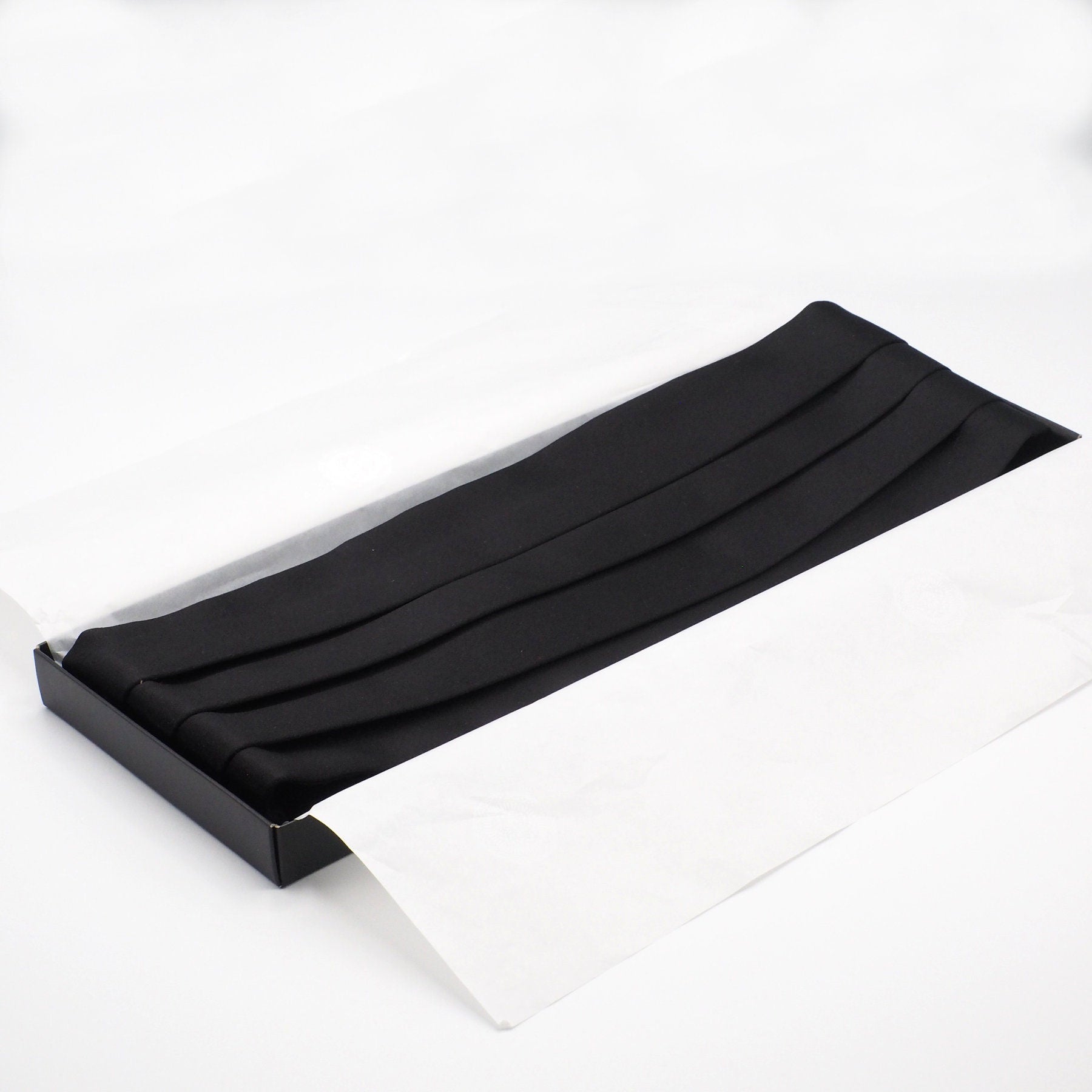 Black cummerbund