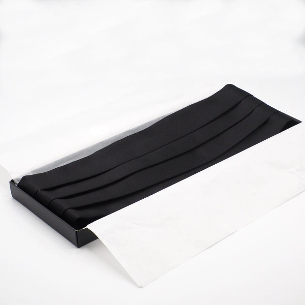 Black cummerbund