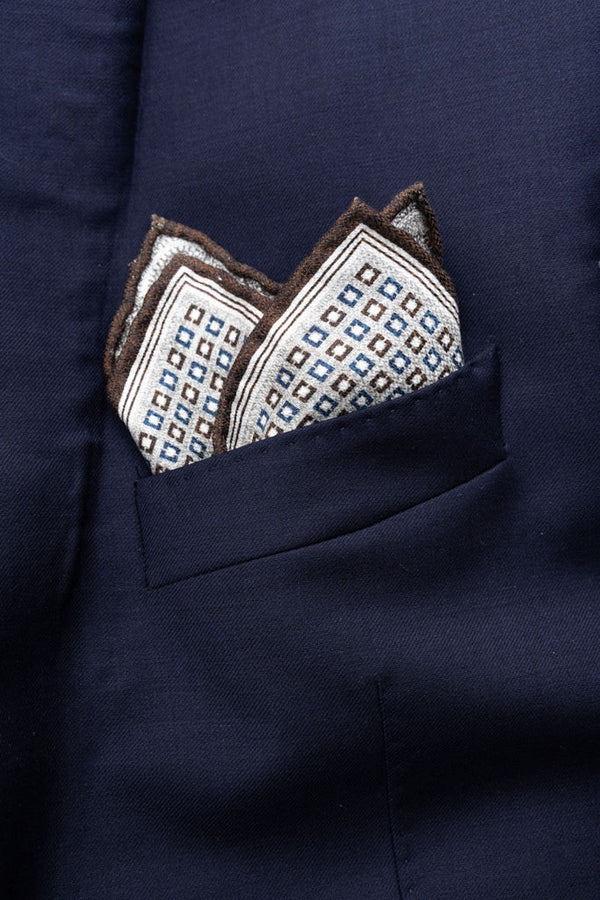 Grey clutch bag with geometric pattern in pure silk