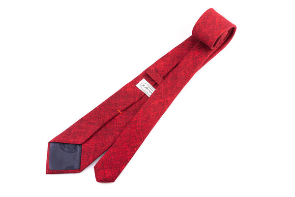 Pure red wool tie