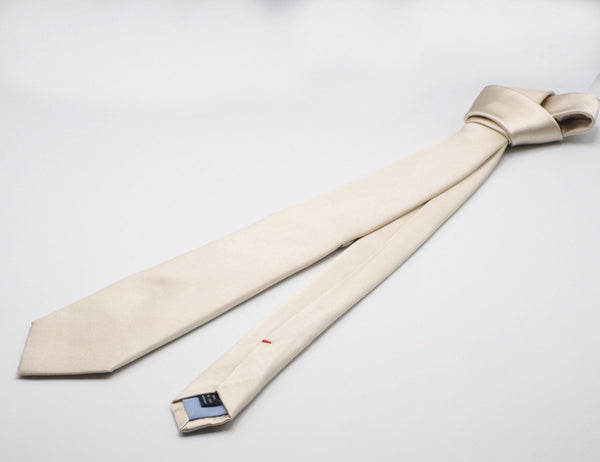 Cream colored pure silk tie