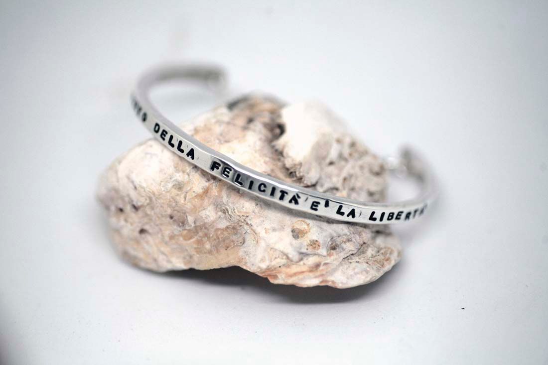 RIGID BRACELET WITH CLASP FOR HIM