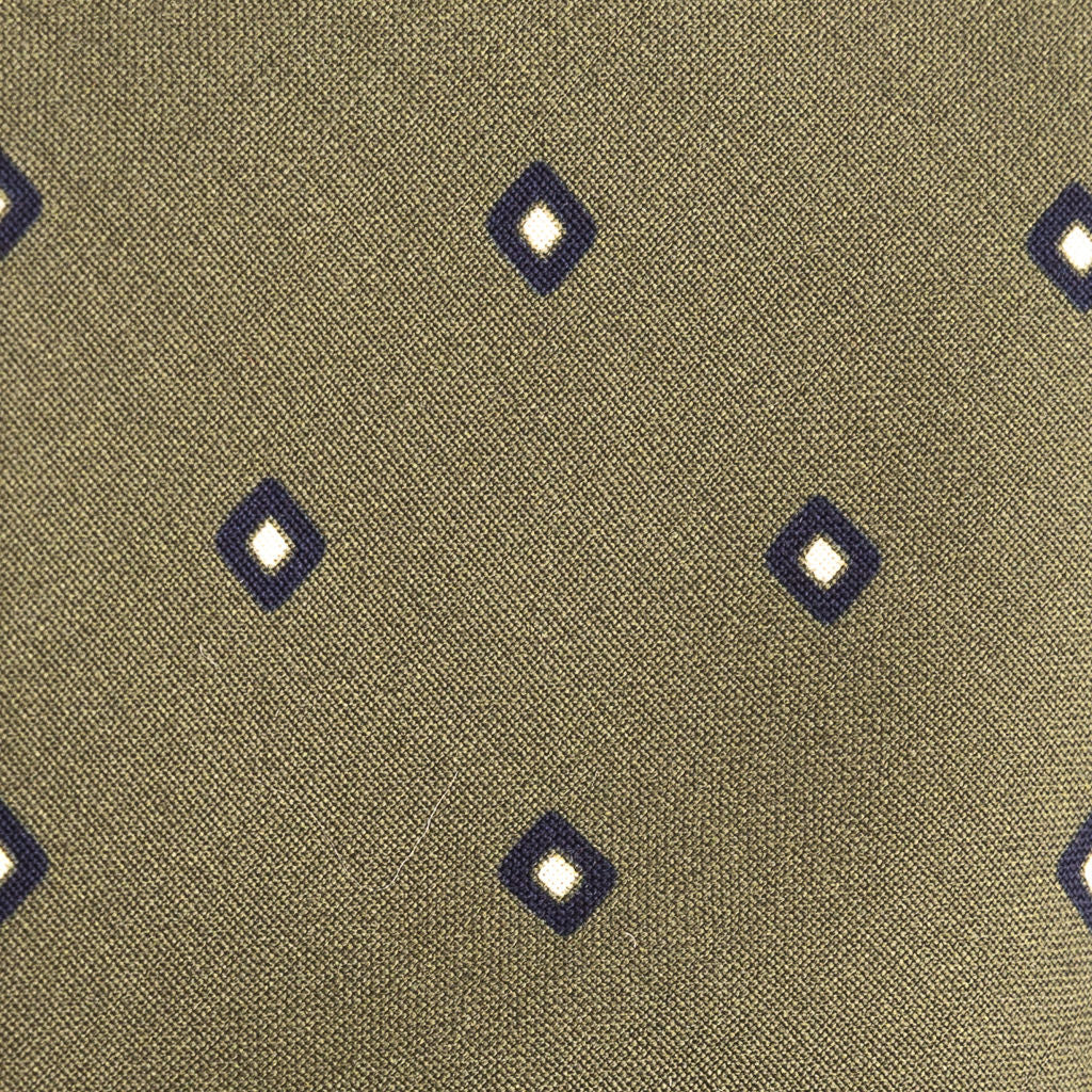 Green pure wool unlined tie