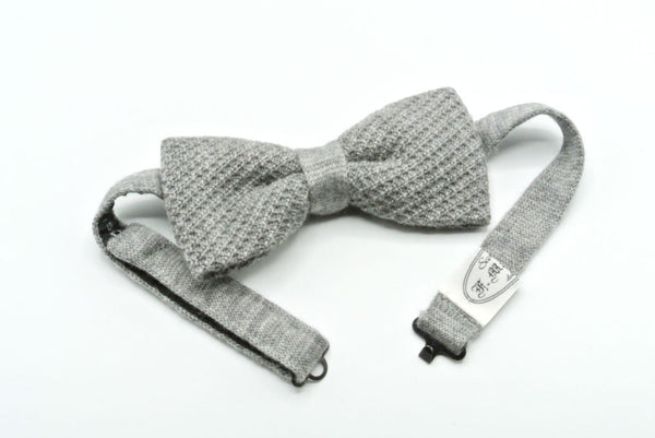 Pure wool grey bow tie