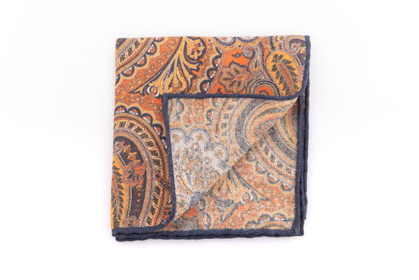 Orange clutch bag in pure wool