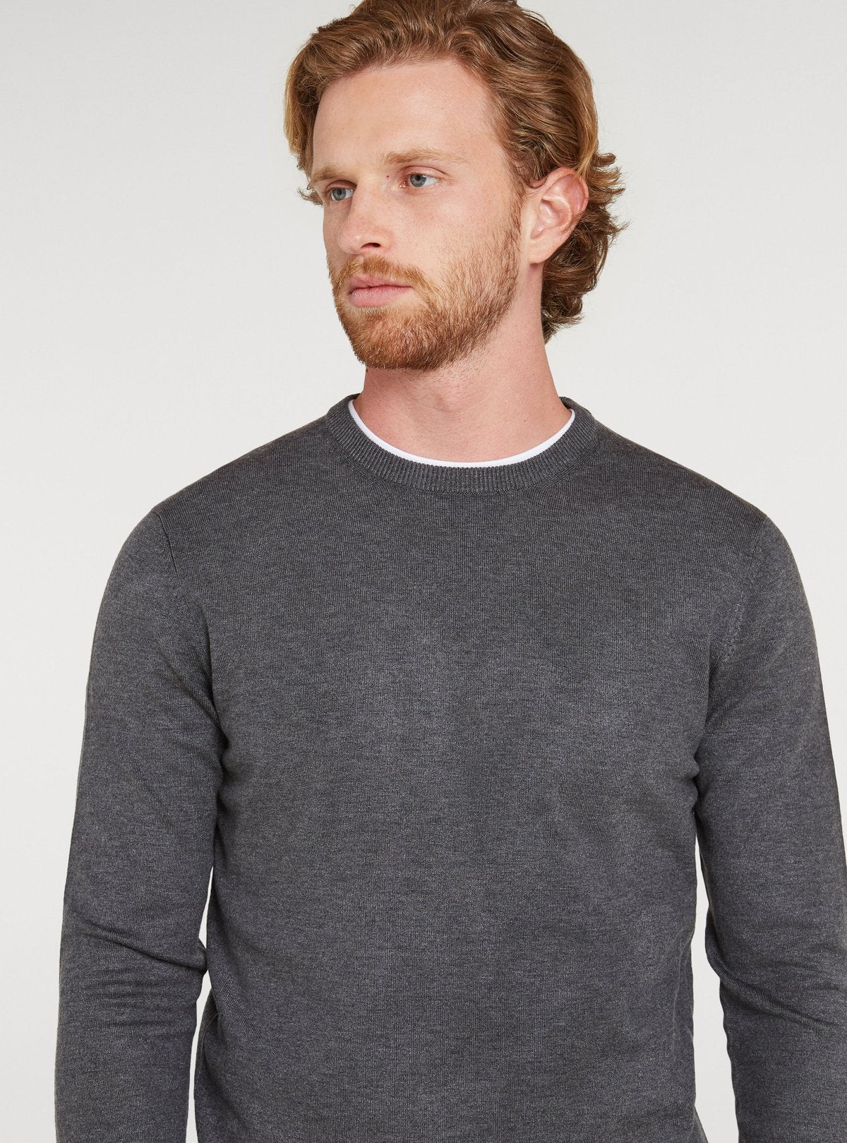 Solid color crew neck sweater
