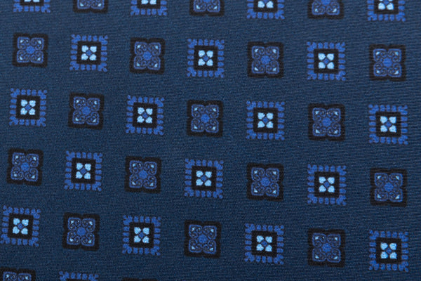 Blue tie with light blue geometric pattern pure silk