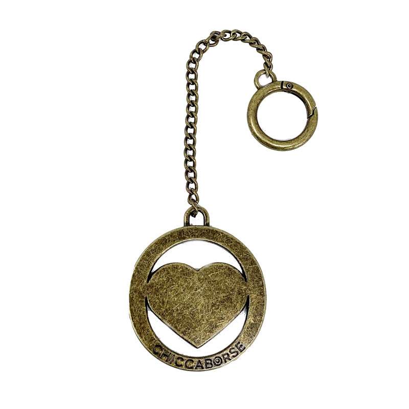 Chicca Metallic Pendant. 