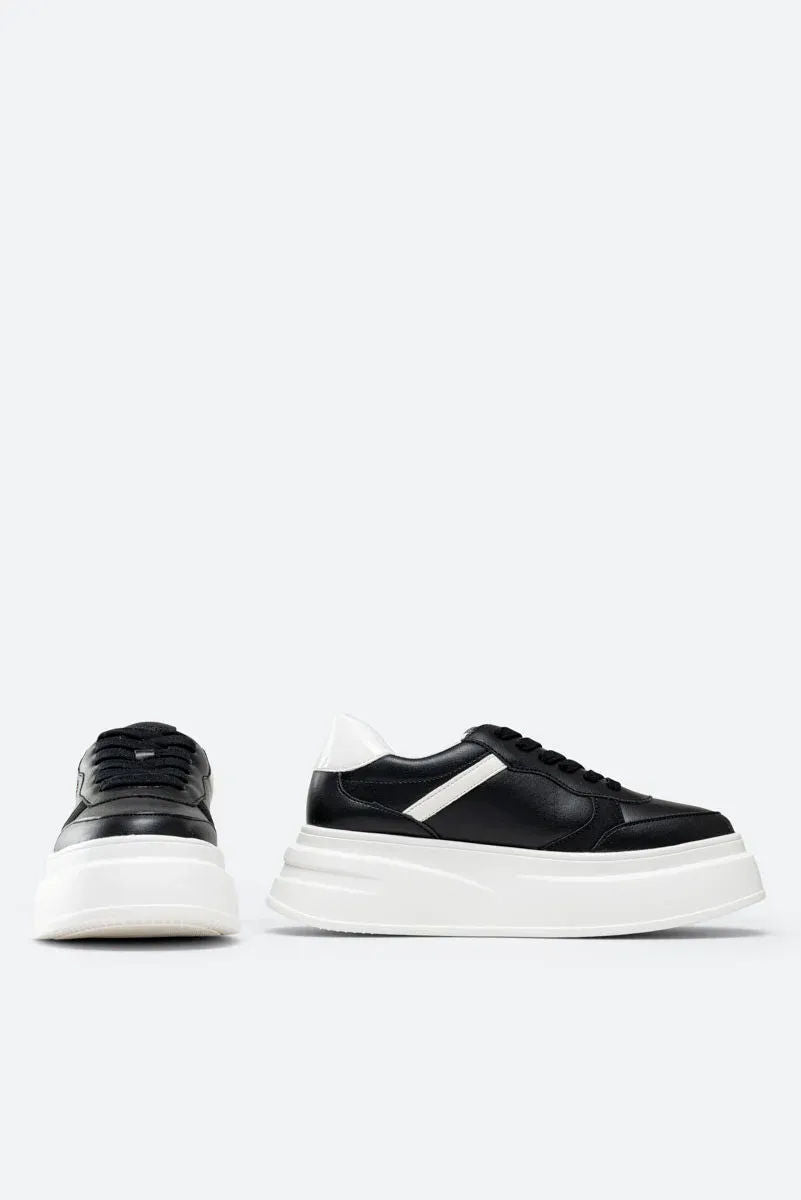 Black Floyd Sneaker