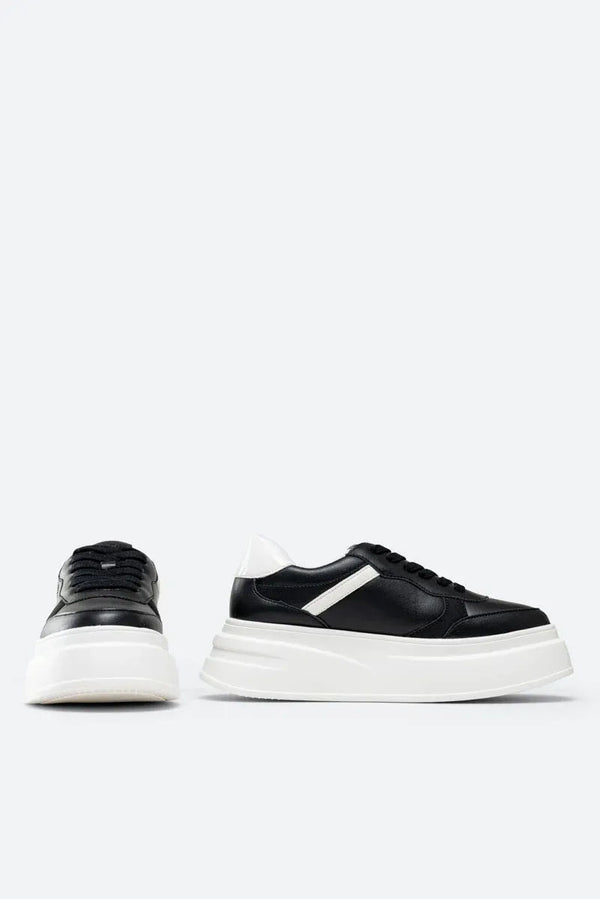 Black Floyd Sneaker