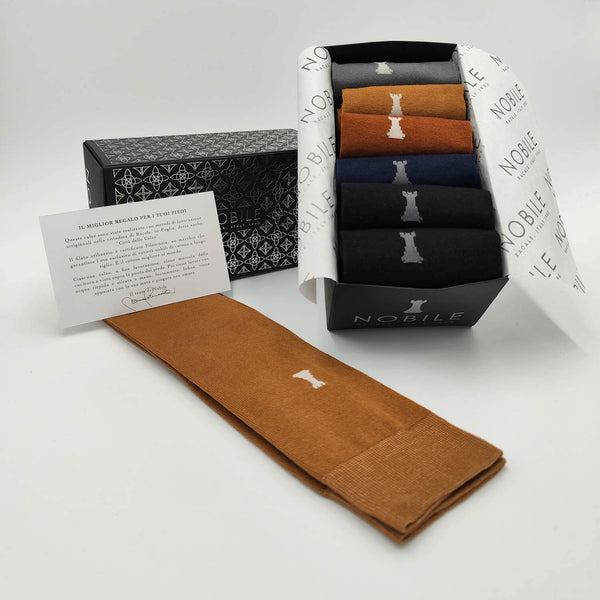 Mixed box of long socks