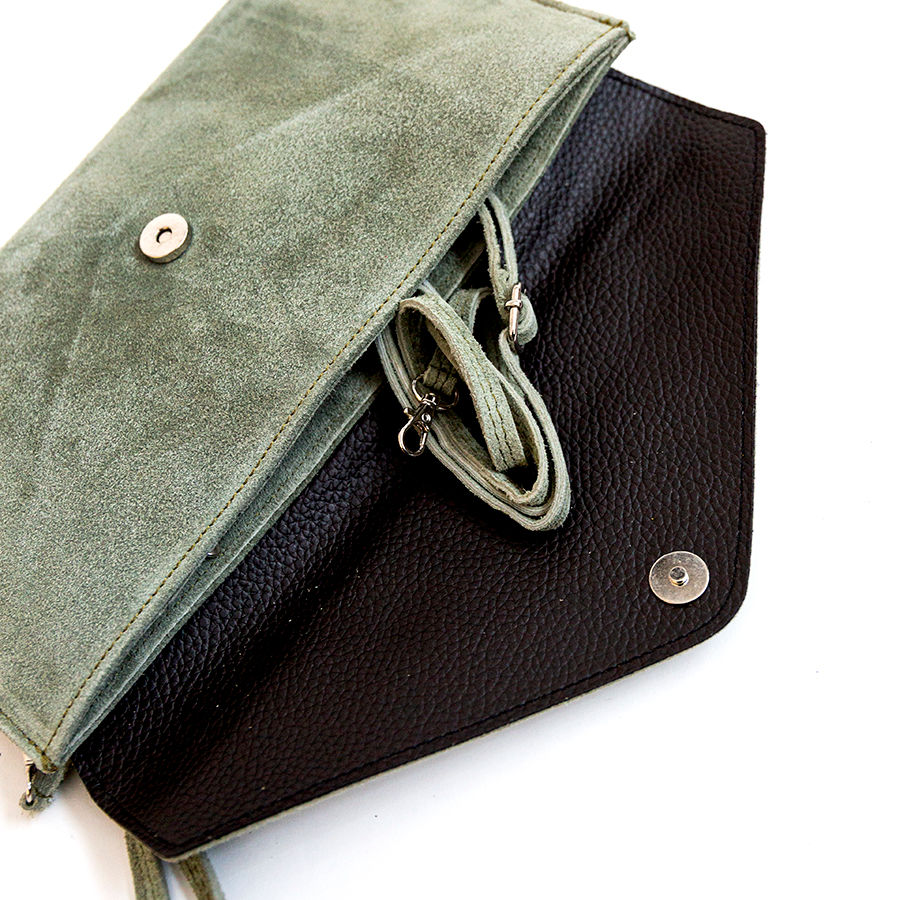 ENVELOPE - Sage suede leather postman