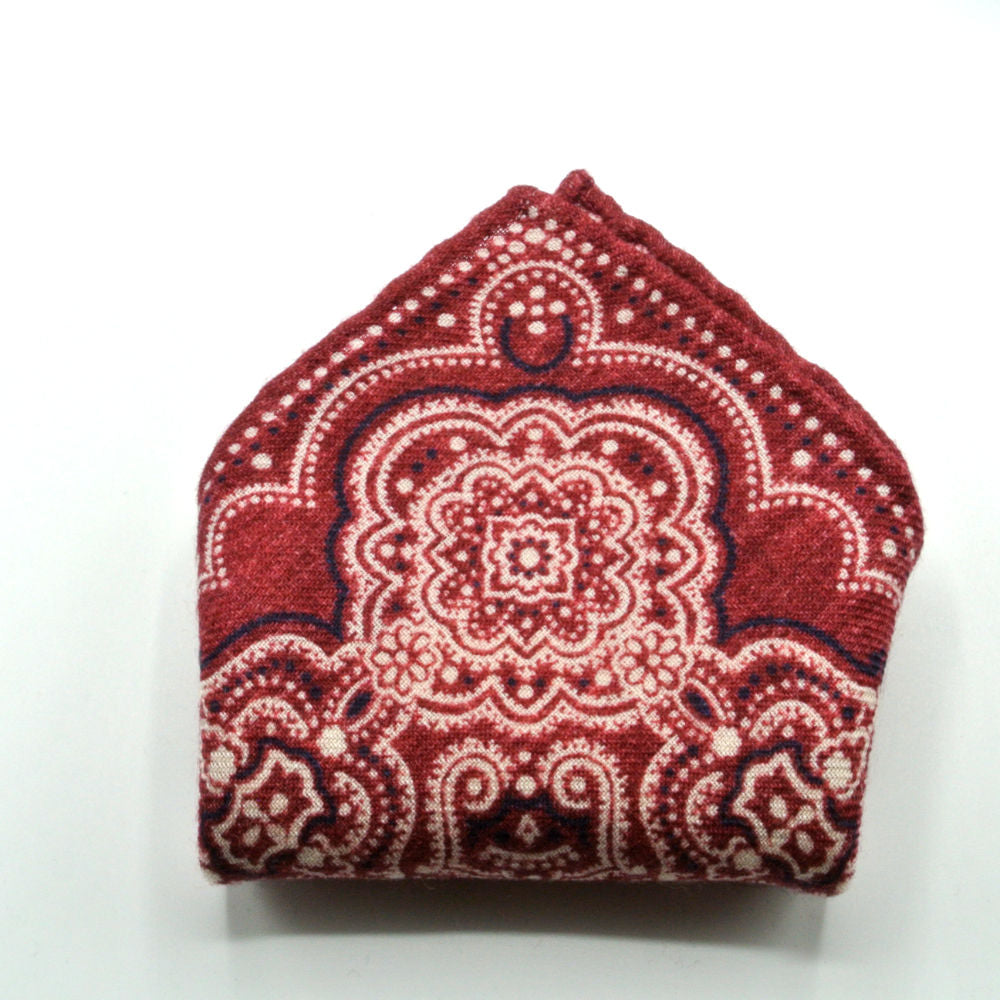 Pochette bordeaux in pura lana