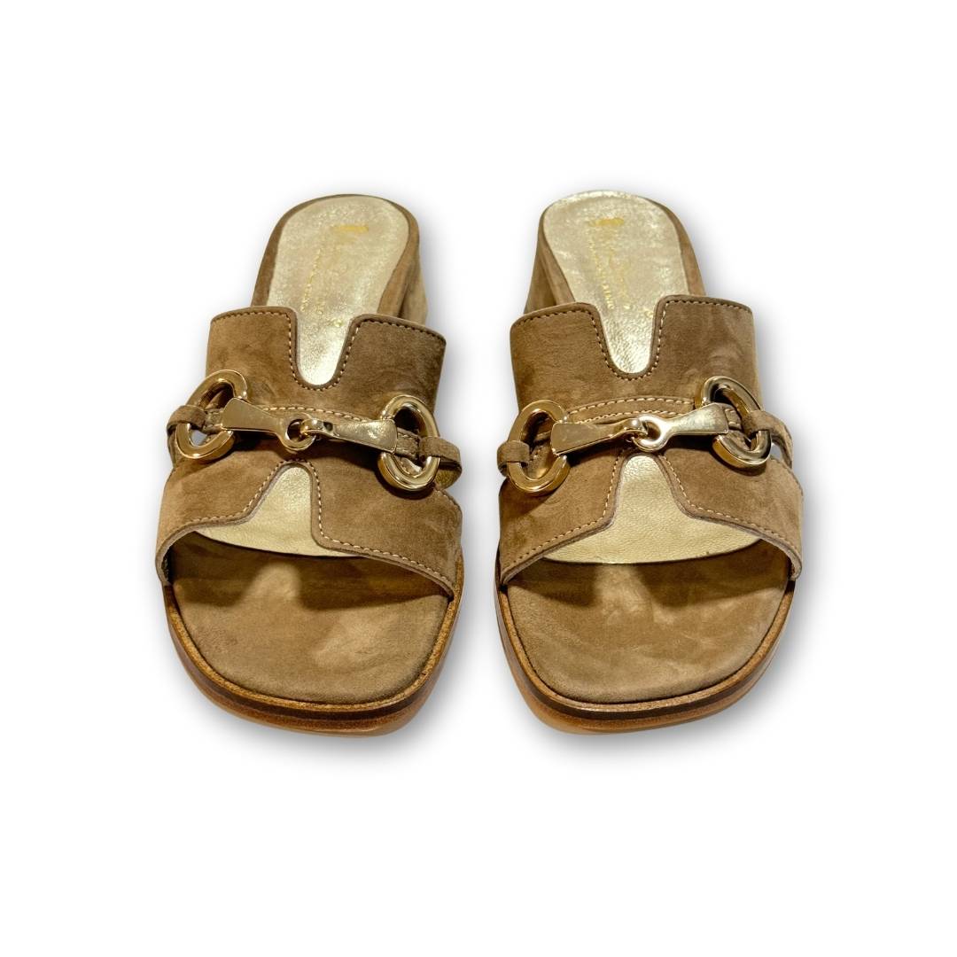MastroDomenico Women's Handcrafted Sandals - Peridot 