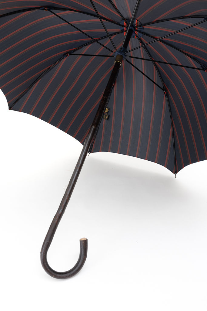 Mario Talarico umbrella blue with red and brown stripes in chestnut wood