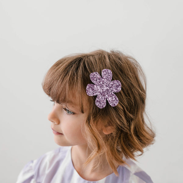 GLITTER DAISY CLIP