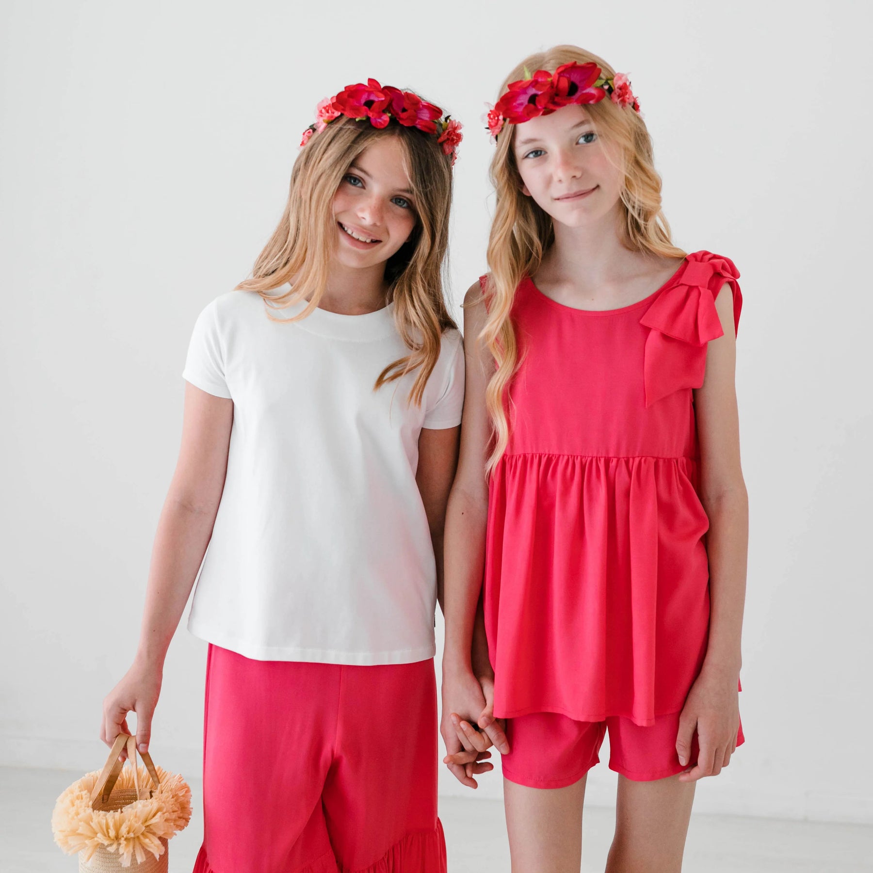 T-SHIRT CON FIOCCHI IN VISCOSA