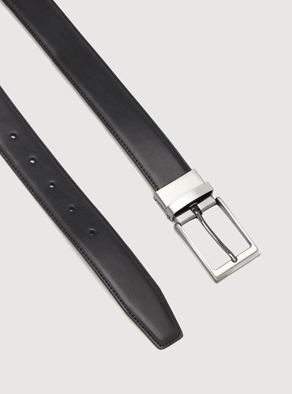 Cintura in pelle double face.