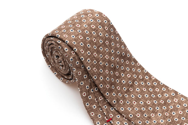 Brown micro-patterned tie in pure silk